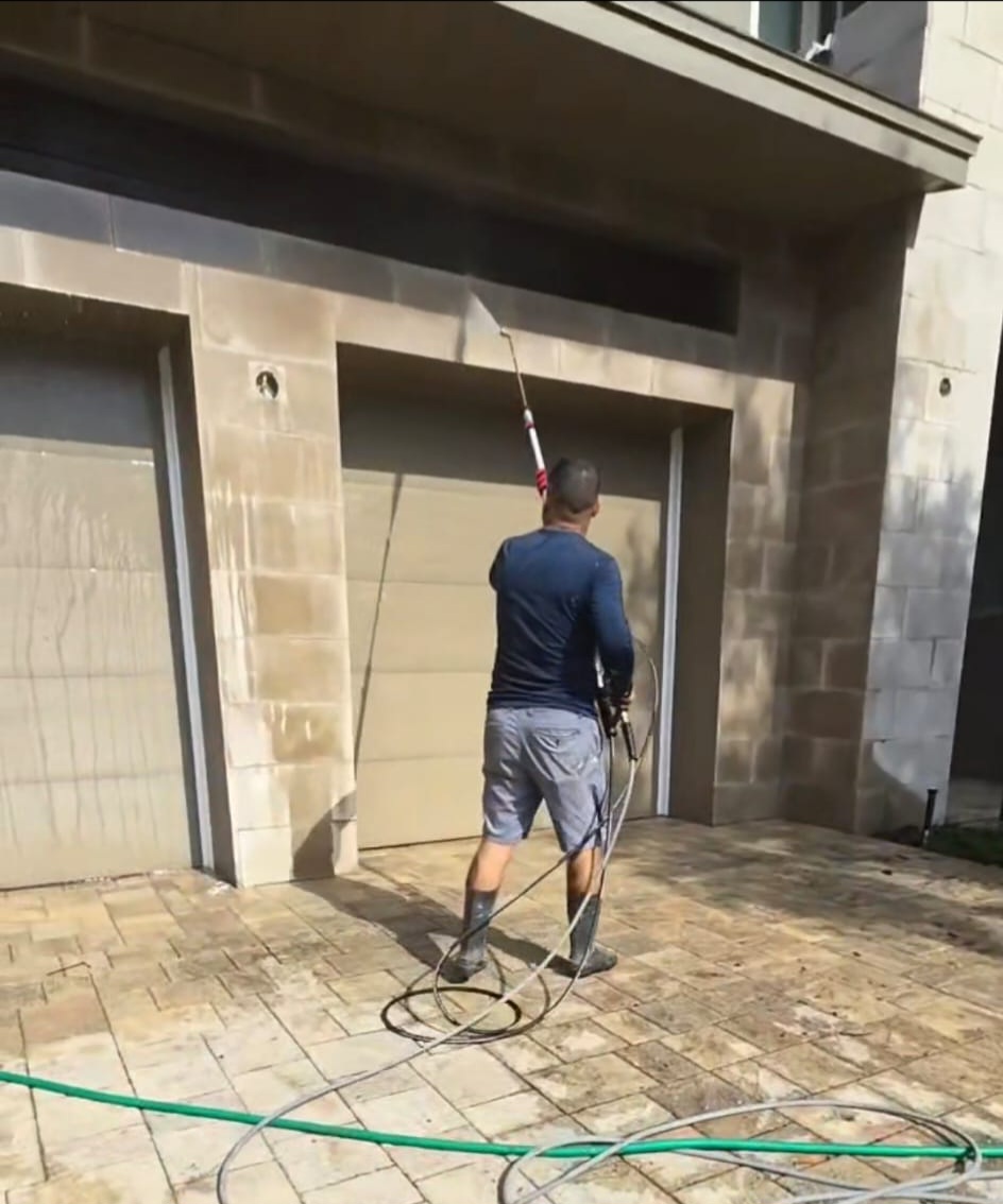 Pressure washing services